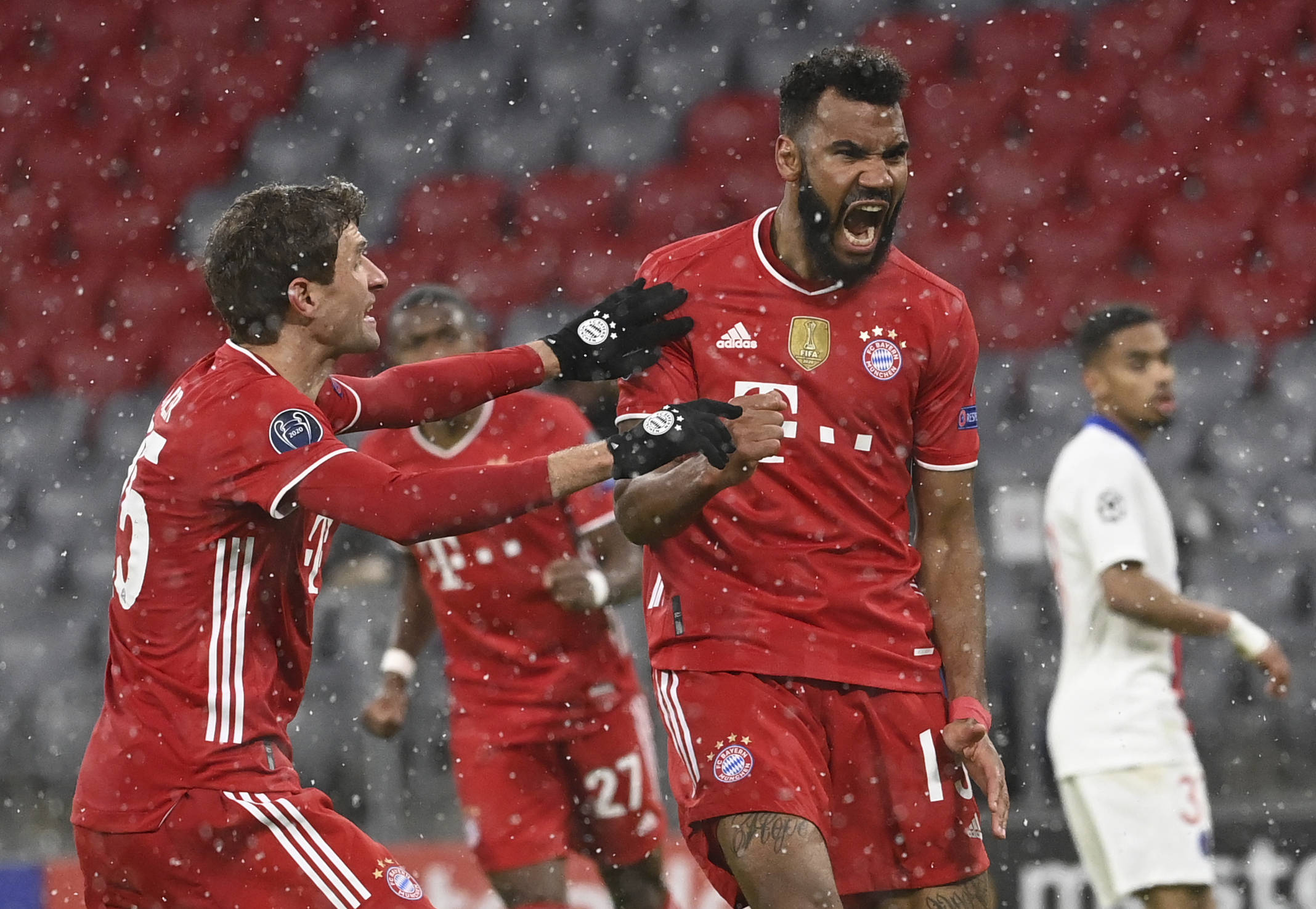 媒体人：河南球迷个人项目《制造越位》本周日将在郑州开展（媒体人称：河南球迷个人项目《制造越位》将于本周日在郑州启动）