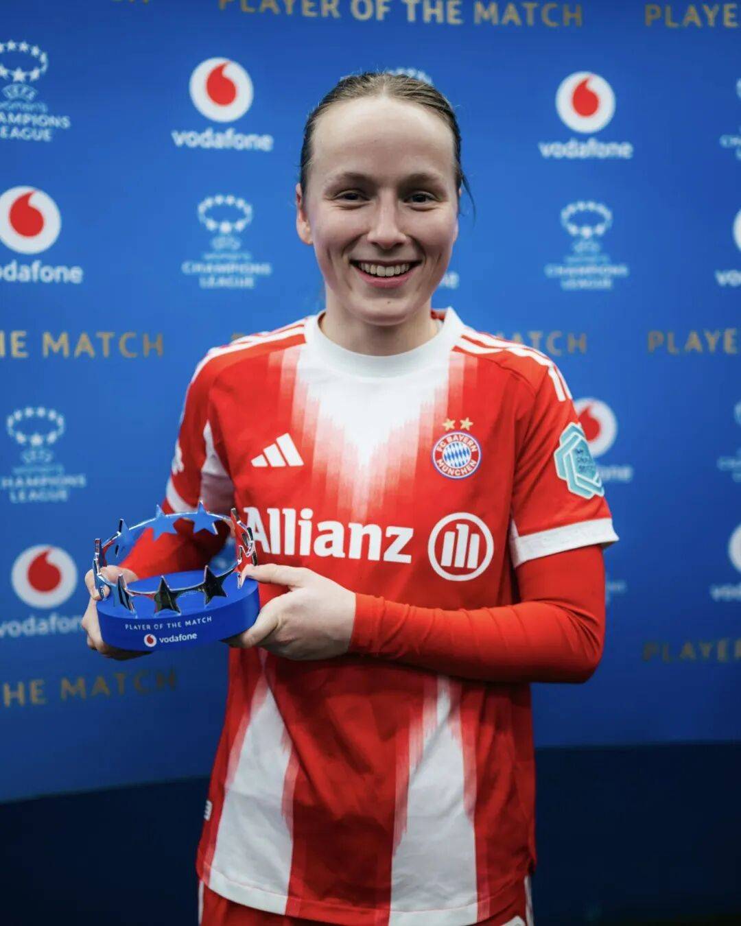 国米小将博沃：首秀的感觉难以置信；我的偶像的是恰尔汗奥卢（国米新星博沃：首秀令人难以置信，我的偶像是恰尔汗奥卢）