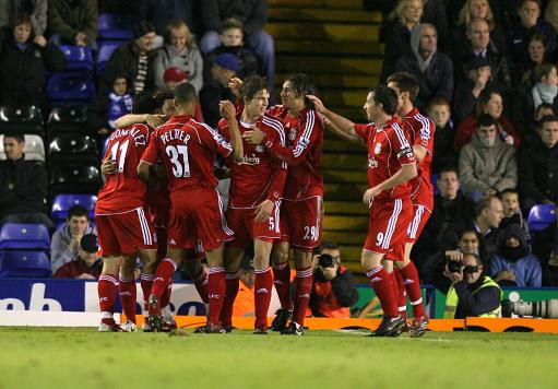 克星！瓜迪奥拉率队对西汉姆联19场不败，战绩为17胜2平（西汉姆苦主！瓜迪奥拉面对铁锤帮19战不败，17胜2平）